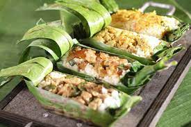 Makanan ini juga cocok disajikan dengan lalapan , sambal hingga lauk seperti tahu dan tempe goreng. Resep Nasi Bakar Cumi Asin Pedas Simpel Tapi Nagih