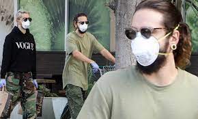 While klum is 46, kaulitz is 30. Pictured Heidi Klum S Husband Tom Kaulitz Wears Mask And Gloves While Shopping With Brother Bill Daily Mail Online