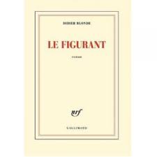Sous le regard émerveillé de leur fils, ils dansent sur mr. Didier Blonde En Quete De Discretes Silhouettes Du Passe Dans Le Figurant Le Soir Plus
