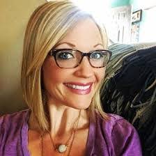 Leslie Brock's Instagram, Twitter & Facebook