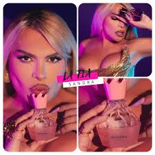 Quién no conoce a Dios a cualquier santo le reza #EspinozaPaz #wendy  #wendyguevara