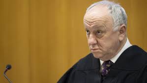 Bankrupt builder who admitted over $300,000 in tax fraud avoids jail by  'small margin'