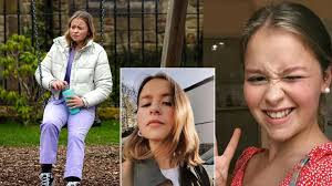 How old is Liv Flaherty in Emmerdale and who plays her?