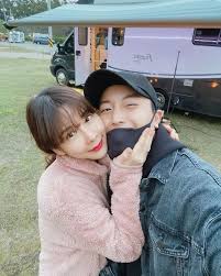 가족 양이원영 남편및 자녀 비공개. 7p 3zthr90mxcm