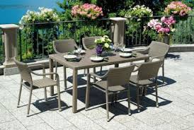 La nostra offerta di tavoli e sedie da giardino riesce cos. Offerta Tavoli E Sedie Contract Di Alta Qualita A Prezzi Da Ingrosso Per Hotel Bar Ristoranti