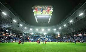 Al jaren wordt er aan de voetbalsupporter van club brugge wij kiezen voor een voetbalstadion die past in brugge, rekening houdend met. Club Brugge Krijgt Een Nieuw Stadion Met Originele En Innovatieve Architectuur Bouwenwonen Net
