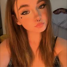 Can we wear spaghetti straps