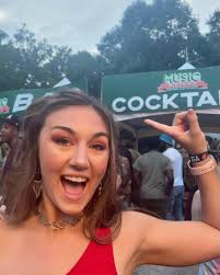 Emily Brittain (@em1lybrittain) • Instagram-kuvat ja -videot