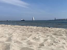 Der bauch von kiel am strand in kiel, reviews by real people. Sonnenschein Am Falckensteiner Strand An Der Kieler Forde Reiselurch De