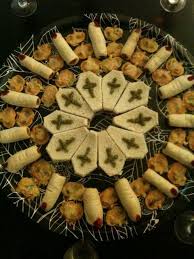 Assortiment D Aperitifs Pour Halloween Recette De Assortiment D Aperitifs Pour Halloween Par Aperitif Halloween Diner Pour Halloween Recette Halloween Apero
