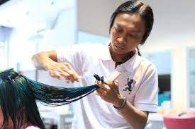 Kalo belok belok kaya polwan lebih bondol susah guntingnya. 4 Rekomendasi Salon Potong Rambut Di Jakarta