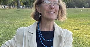 Susan Mcphail's Instagram, Twitter & Facebook