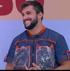 O professor de crossfit, que tem sido cobiçado por anitta, virou assunto entre os internautas. Arthur Picoli S Tweet Ganhou Uma Viagem Pra Capadocia Para Andar De Balao Lembrou Que Tem Medo De Altura Trendsmap