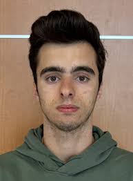 Ship's Lynch; G-A's Schmuck earn gold at Tim Cook invite