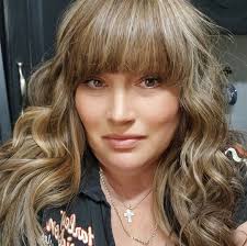 Where to find affordable dog grooming services in Lindsay, Ontario?