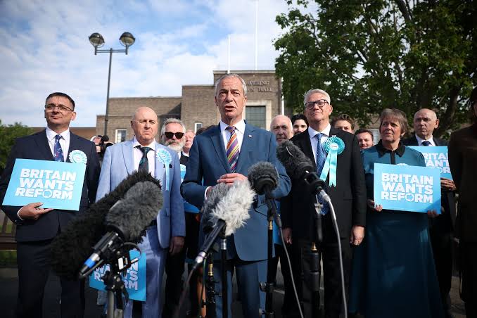 Farage's Reform UK wins big in local elections, piling pressure on Starmer | CNN