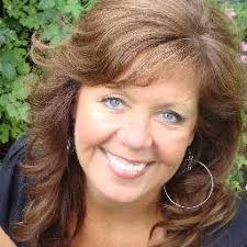 Catherine Huhn's Instagram, Twitter & Facebook