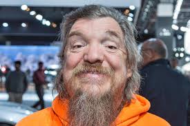 Steng Twitter-kontoen! Hold løftene dine! Trekk deg! Her er rådene til USAs  nye president.