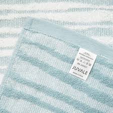 Get hung up on our newest bath towels, hand towels and sets featuring plush fabrics and decorative prints. Juvale Designed For Modern Living