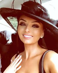 KENDALL RAE KNIGHT 🏹