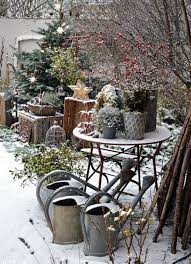 27 Most Beautiful Winter Garden Ideas That You Will Miss Now Homemydesign Winter Garden Garden Inspiration Garden Decor