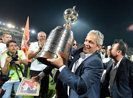 Upload download add to wardrobe 4px arm (classic) background Rueda Y Borja Los Reyes De America Saque De Meta