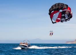 Dales un vistazo y decide cómo le darás emoción al verano. Los Mejores Deportes Acuaticos Para Realizar En Canarias Watersports Luis Molina
