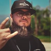 50+ "Chris Apple" profiles