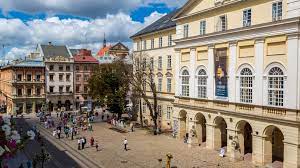Збитого у львові велосипедиста оштрафували за порушення пдр. Lviv Is The Pearl And The Soul Of Ukraine Emerging Europe