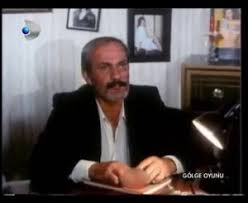 Türk tiyatro, sinema ve dizi oyuncusu olan metin çekmez, 26 temmuz 1945'te dünyaya geldi. Metin Cekmez Biyografya