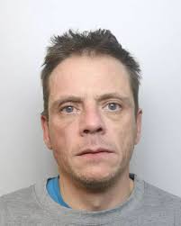 Gang who threatened to firebomb family home banged up