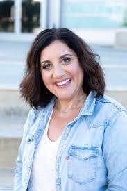 Diane Prince's Instagram, Twitter & Facebook