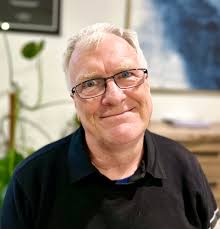 Meet the cast of Catch me if you can at Red Cliffs Players