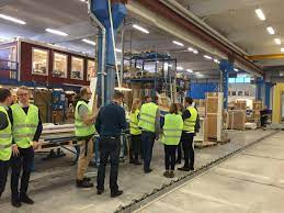 Moelven byggmodul ab ingår i en koncern med 26 bolag. Svenskt Tra Swedish Wood On Twitter Studiebesok Moelven Byggmodul I Sandsjofors Trabyggnads Modulbygg Byggitra Industrielltbyggande Http T Co Lcup1ji8n4