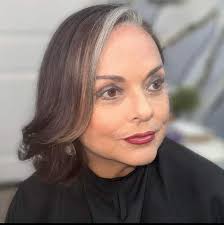 MEET BIGGIE AND BERTHA! 🐾 These two dogs are now up for adoption. They  were found wandering around a Tampa middle school last weekend.