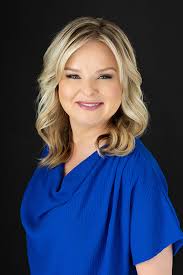 Kimberly Swain's Instagram, Twitter & Facebook