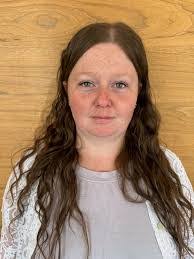 Sarah Mcgee's Instagram, Twitter & Facebook