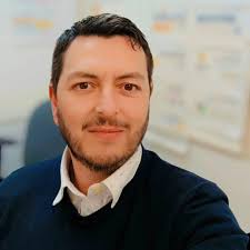 👠 LUNA DI MAURI Y SU COMPLICADO MOMENTO ACTUAL 👠 La transformista  nacional Luna Di Mauri, quién se hiciera conocida en el programa The  Switch, emitido por MEGA, se encuentra viviendo un