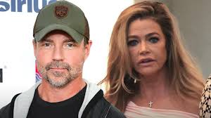 Aaron Phypers dice que Denise Richards nunca cuidó a los perros, que lo  hacen sus padres : r/RHOBH