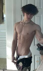 TW pornstars CHRIS rt if u want the jockstrap to come off