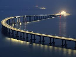 Il relie les villes de kobe et d'awaji, dans le détroit d'akashi, et mesure 3 911 mètres. Hong Kong Zhuhai Macau Le Plus Long Pont Maritime Du Monde Portail Officiel Des Iles De La Madeleine