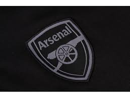 Today it is one of the strongest clubs in england and has won numerous rewards during its h. Arsenal 1718 Black Hoodies Tracksuit