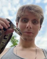 wade Barron (@wadebarron) • Instagram photos and videos