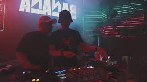 Sau khi thông tin dj chuối tây qua đời được chia sẻ, trang cá nhân của anh nhận được rất nhiều lời chia buồn từ khán giả. Dj Chuá»'i Tay Viá»‡t Mix Cá»±c Hay NhÆ° Ngay Hom Qua Youtube