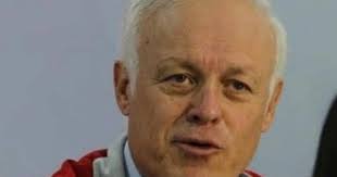 Critican salarios altos de exfuncionarios federales