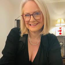 Annasadventures - YouTube