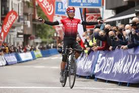 Nairo quintana y egan bernal entran en acción este miércoles en el trofeo laigueglia. Nairo Quintana Winner Of The 1st Stage On Tour Of Asturies