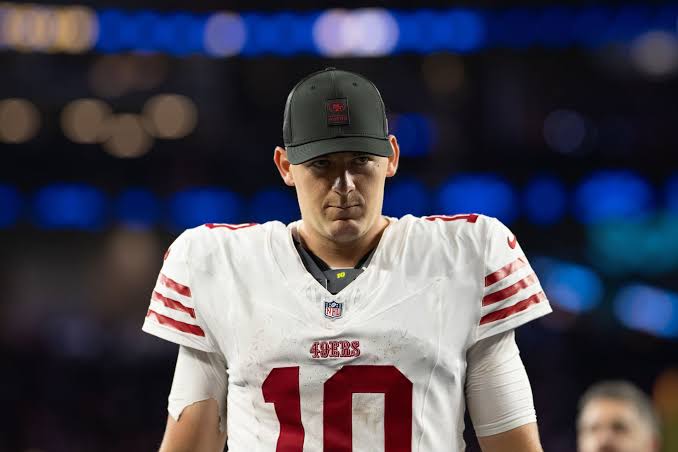 49ers' Mac Jones throwing as signs point toward start vs. Tampa Bay