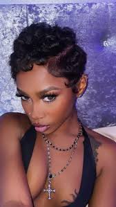 I'm 🤏🏽 this close 😩 someone tell me no 🤯 #hairstyle