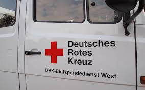 Im sommer sei die zahl der blutspender das rote kreuz ruft alle gesunden und spendewilligen bürger auf, blut zu spenden. Corona Geimpfte Konnen Blut Spenden Radio Ennepe Ruhr